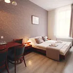 Aqua Hotell 3*