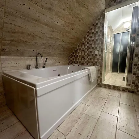 Hotel Aqua