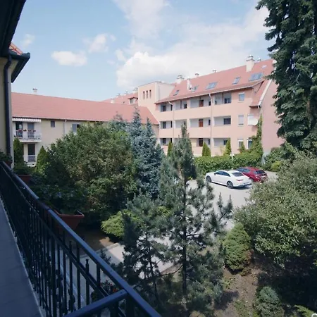 Hotell Aqua Eger